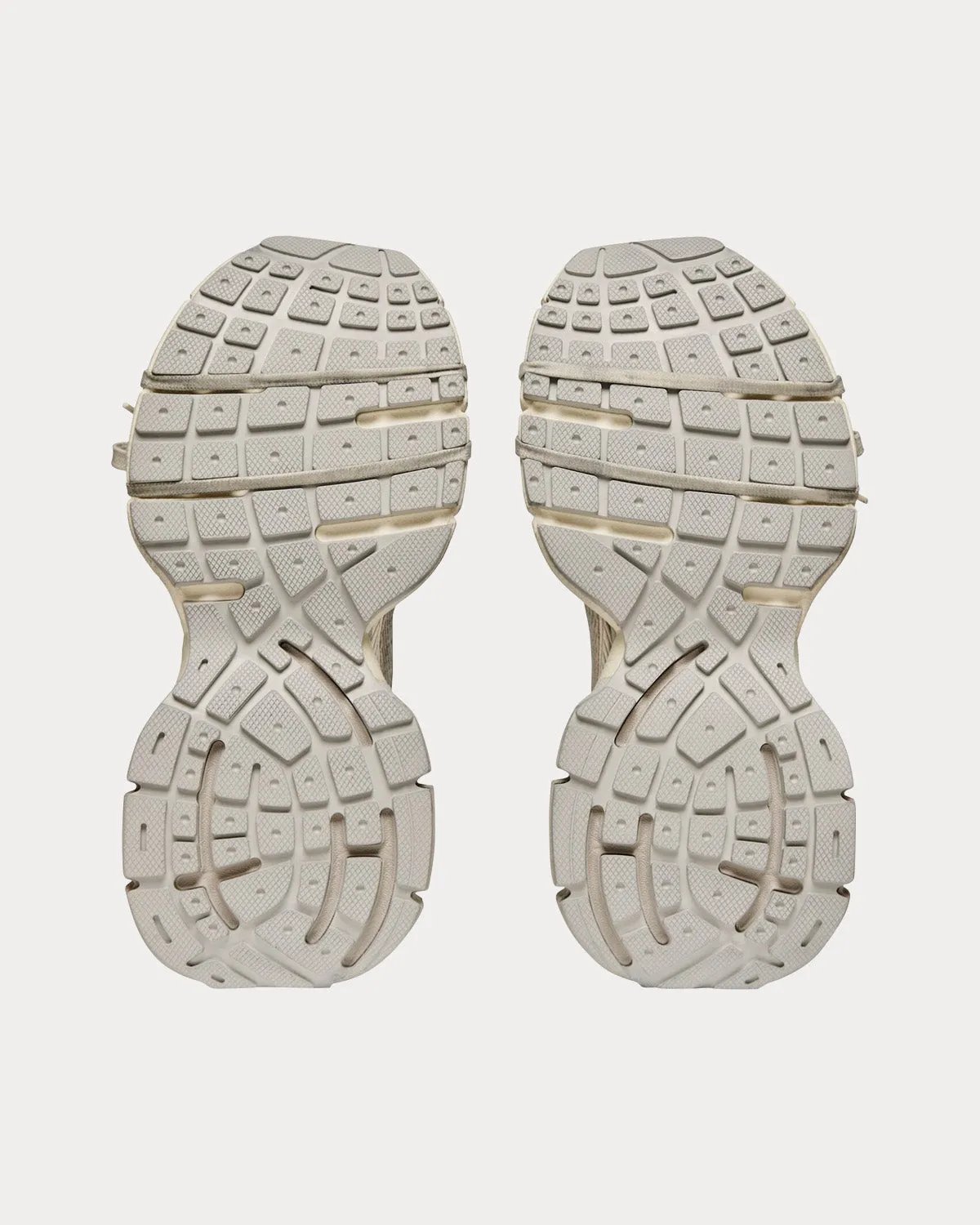3XL Mesh & Polyurethane Beige Low Top Sneakers
