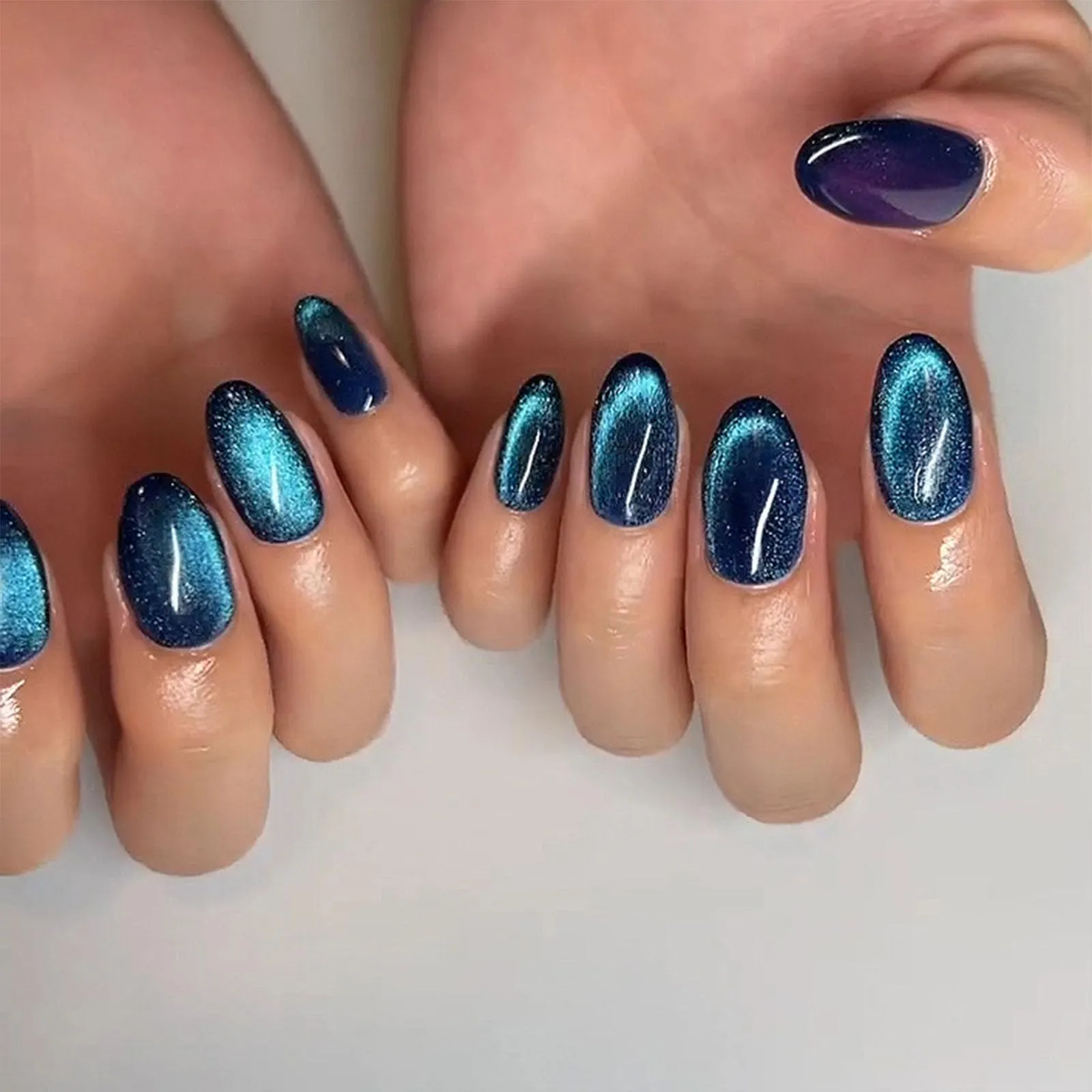 Cat Eye Press on Nails Short Oval Fake Nails Acrylic Nails Press ons Dark Blue Bling Full Cover Glue on Nails Glossy Artificia Stick on Nails for Women Girls Manicure 24 Pcs