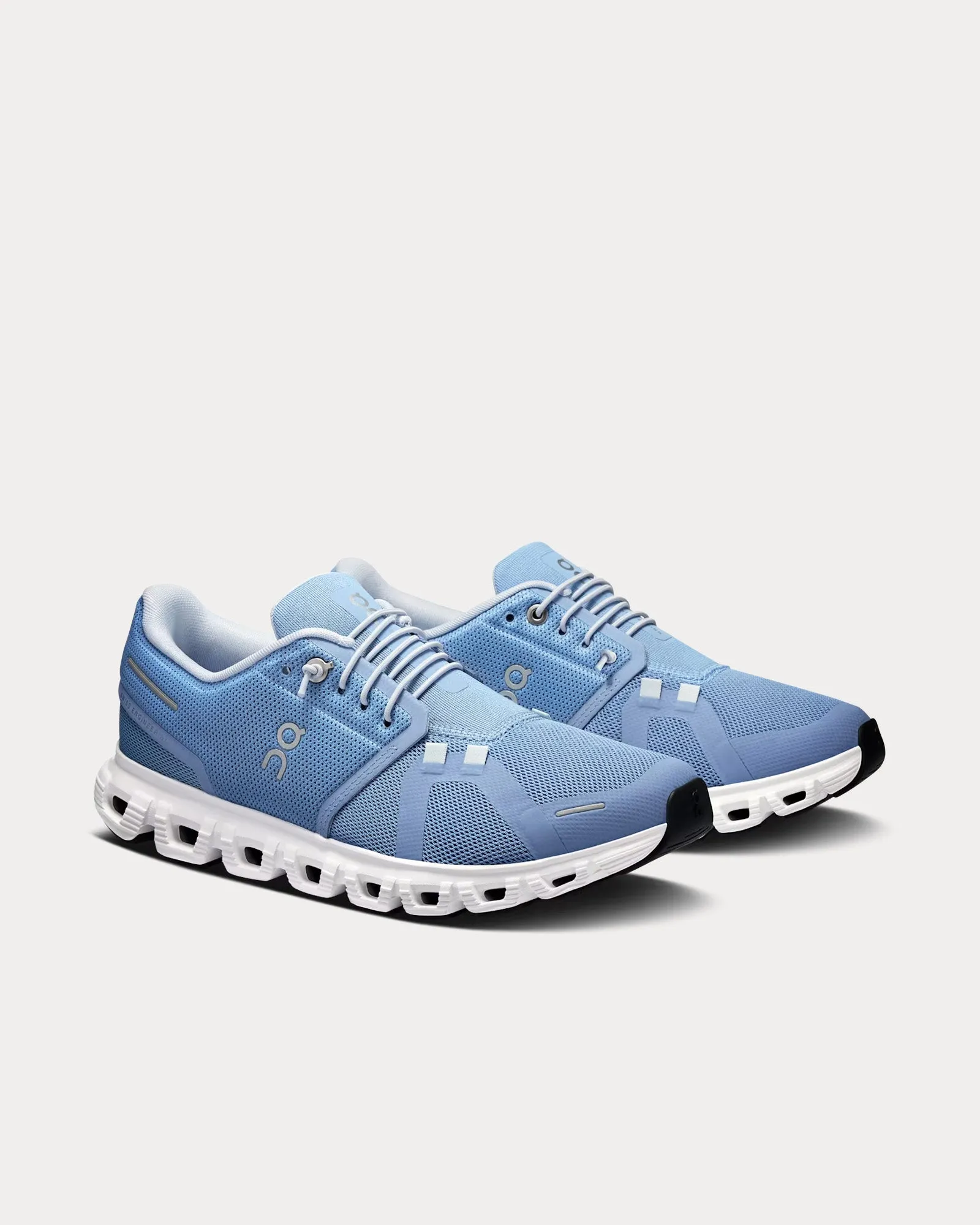Cloud 6 Chambray / White Running Shoes