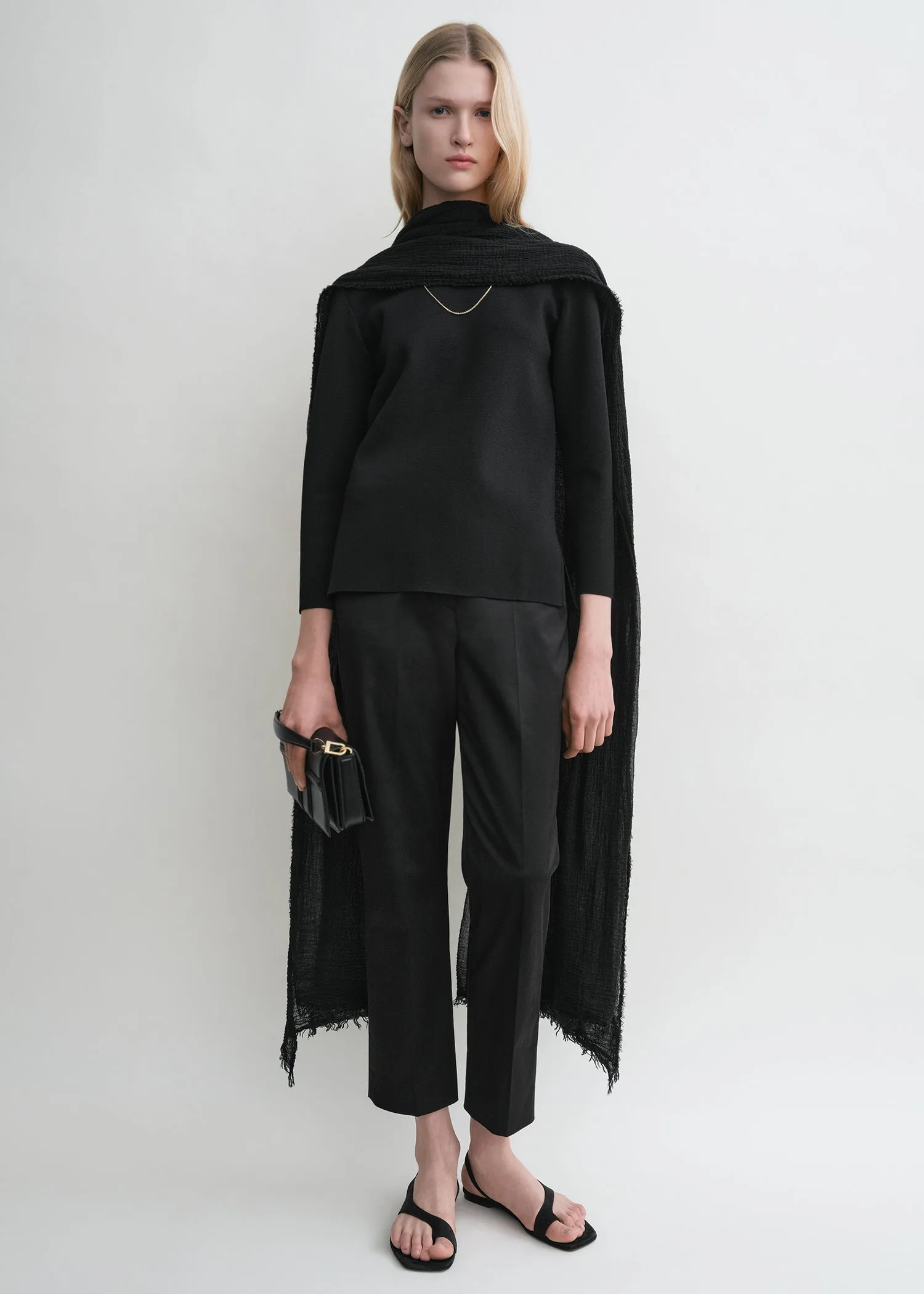 Compact knit black