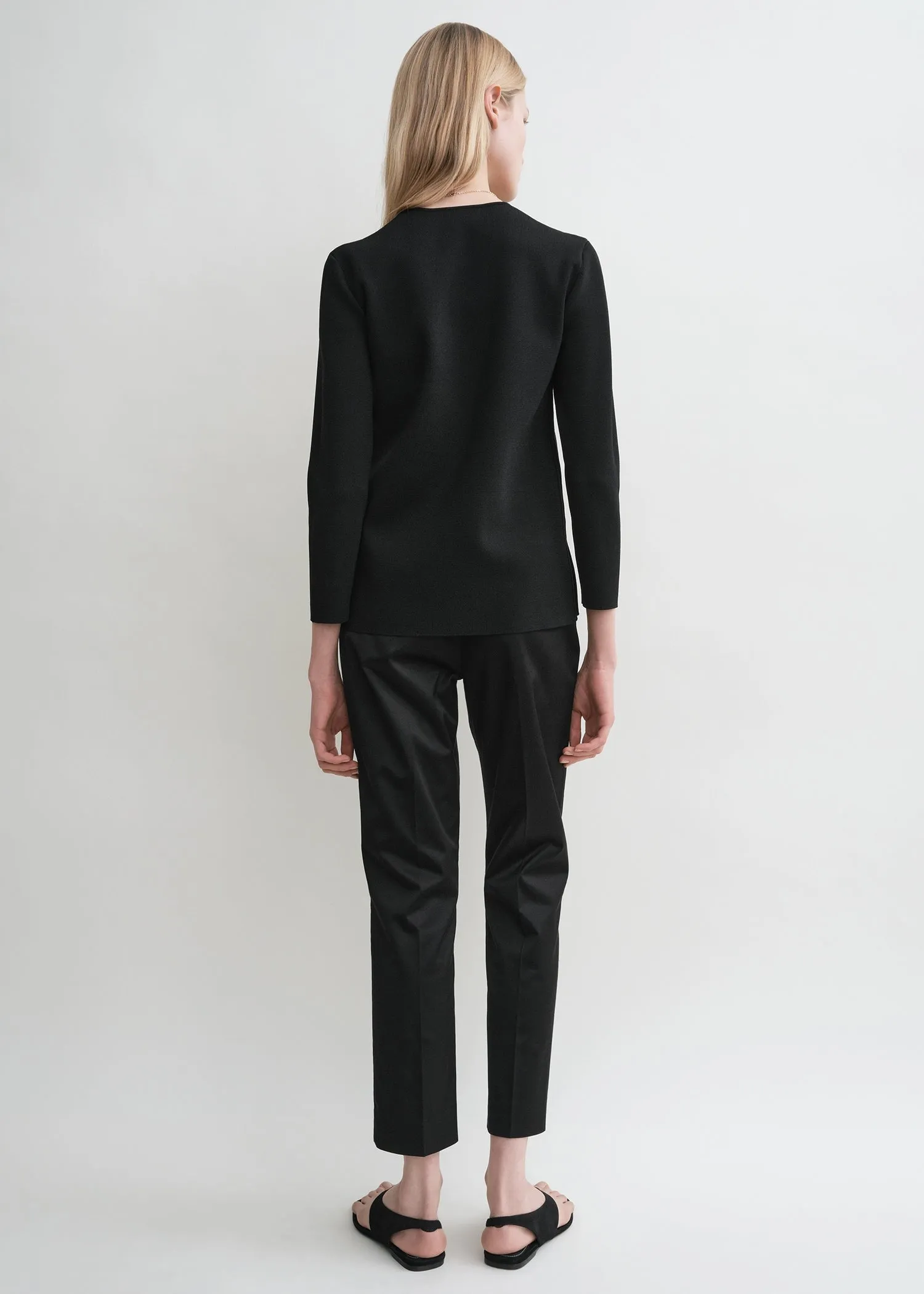 Compact knit black