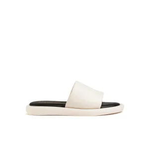 Giorgia Slides Hima