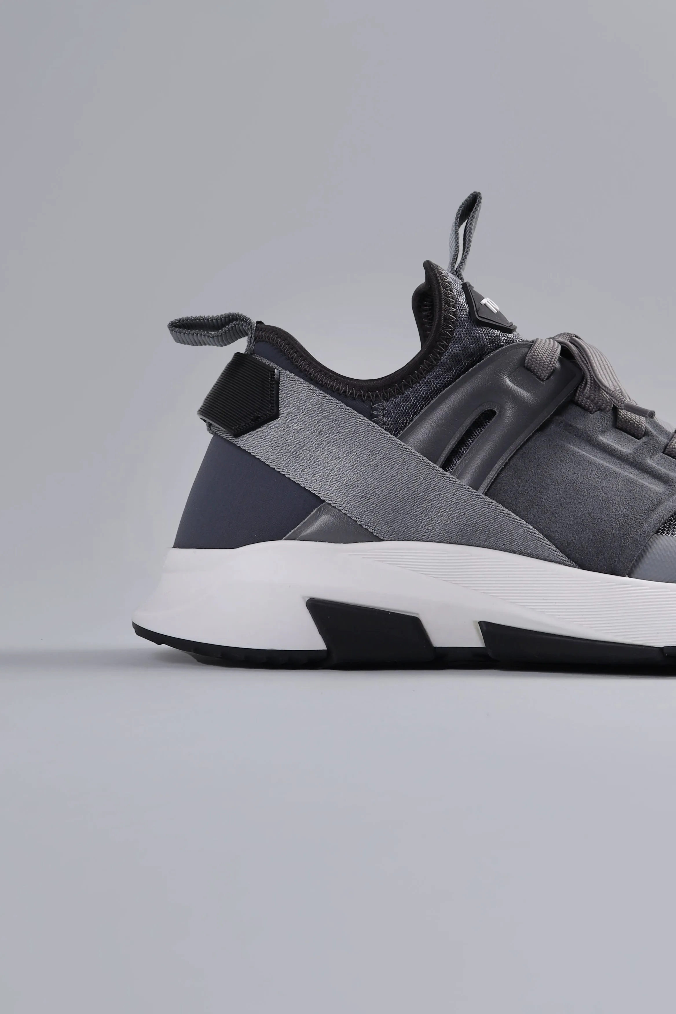 Jago Light Grey