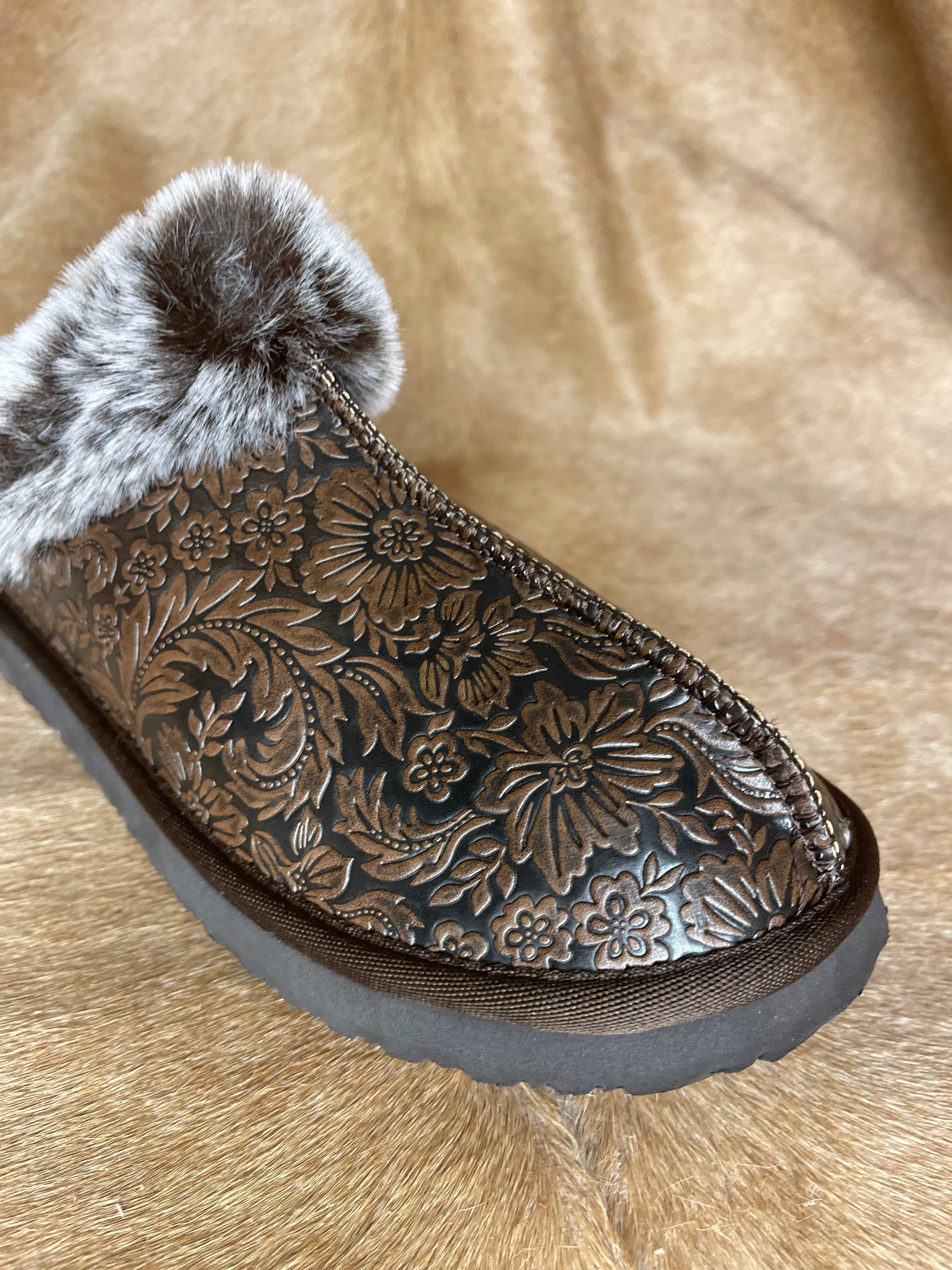 Lolly Chocolate Slipper