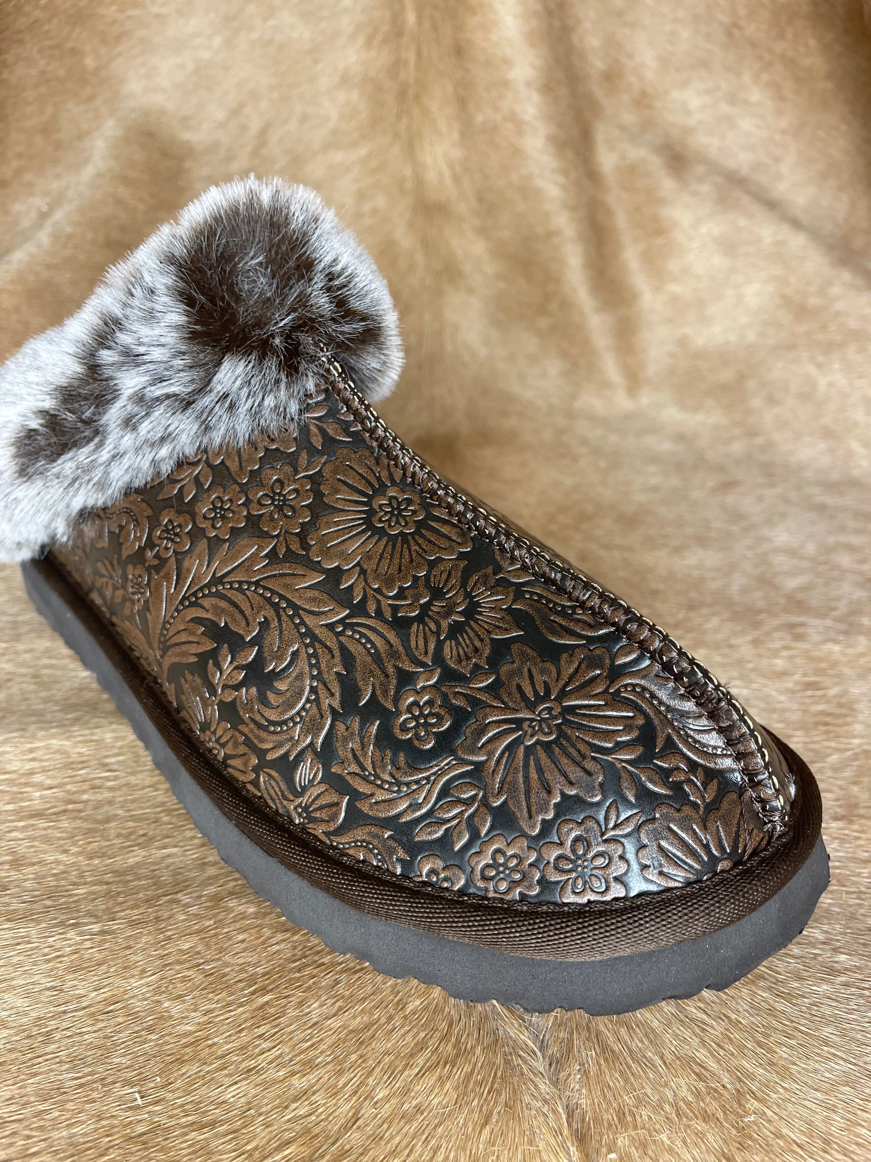 Lolly Chocolate Slipper