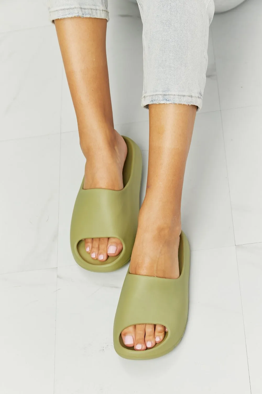 Open Toe Rubber Slide Sandals in Sage
