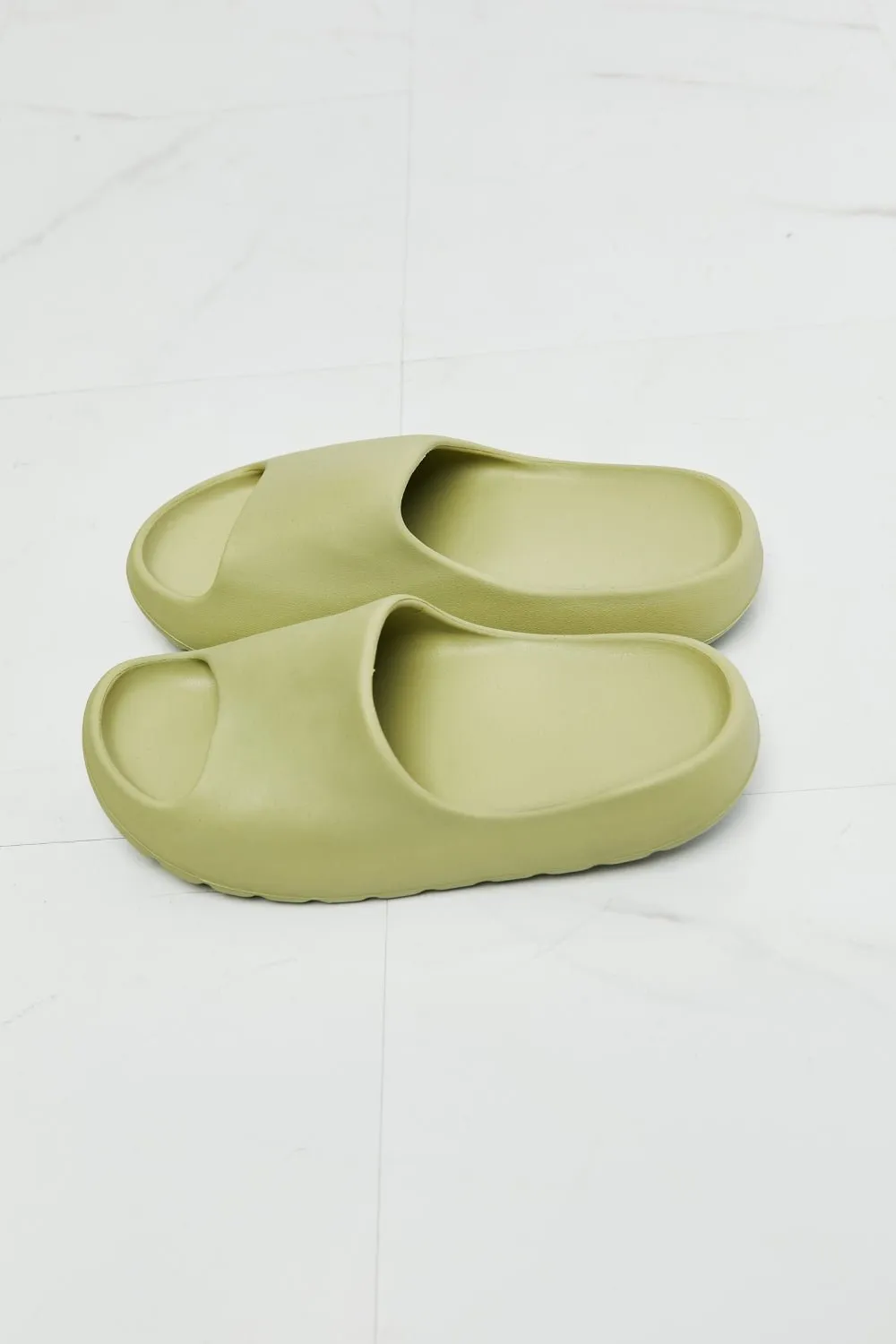 Open Toe Rubber Slide Sandals in Sage