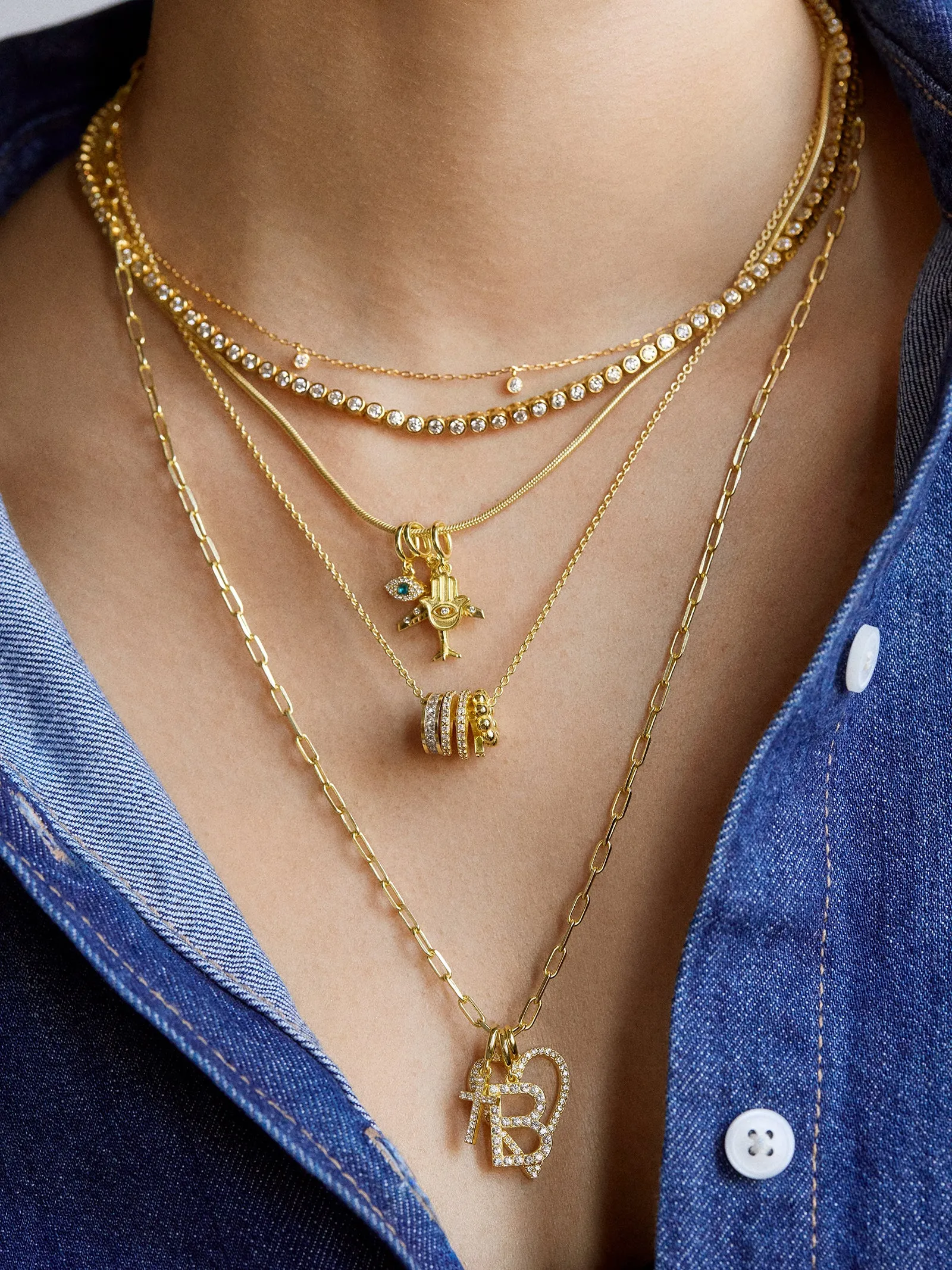 Pavé Initial Cluster Charm - Q