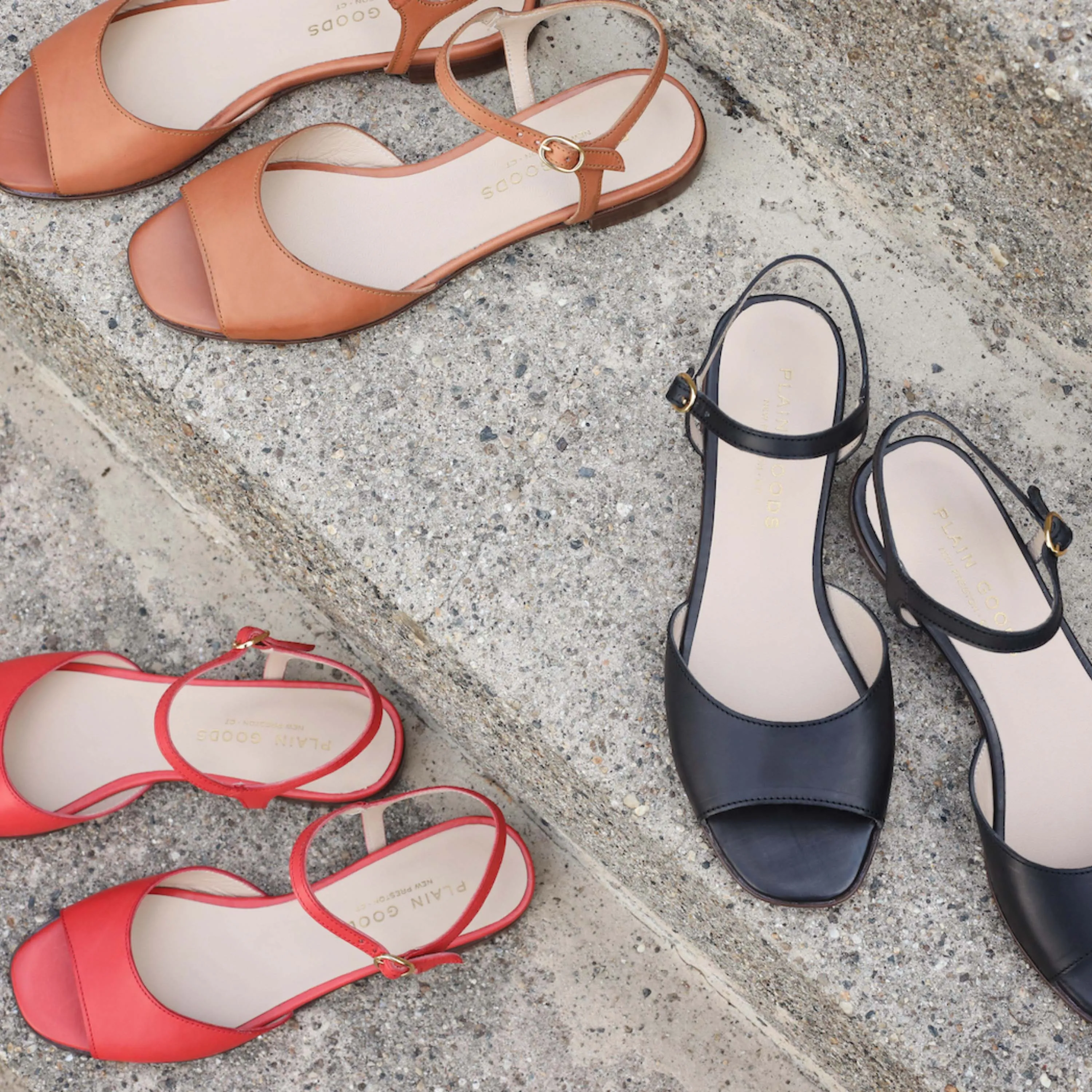 PLAIN GOODS SANTALO SANDALS