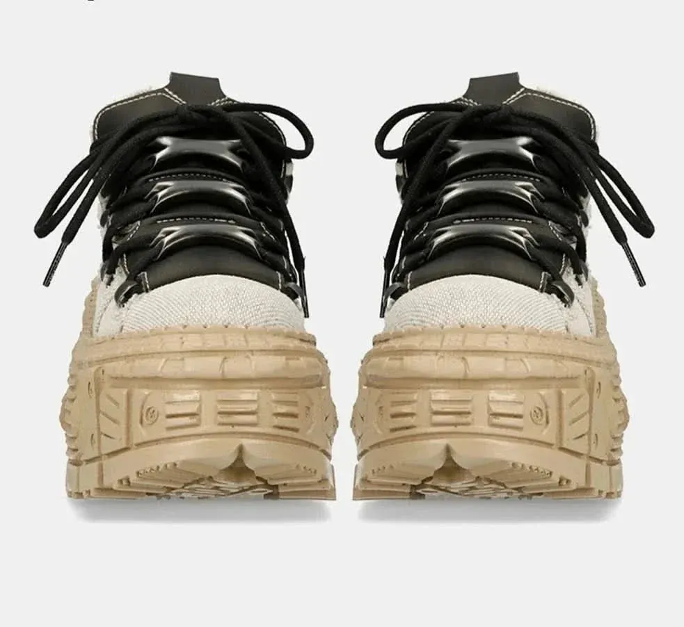 Retro Platforms Sneakers - Lace-Up, Non-Slip