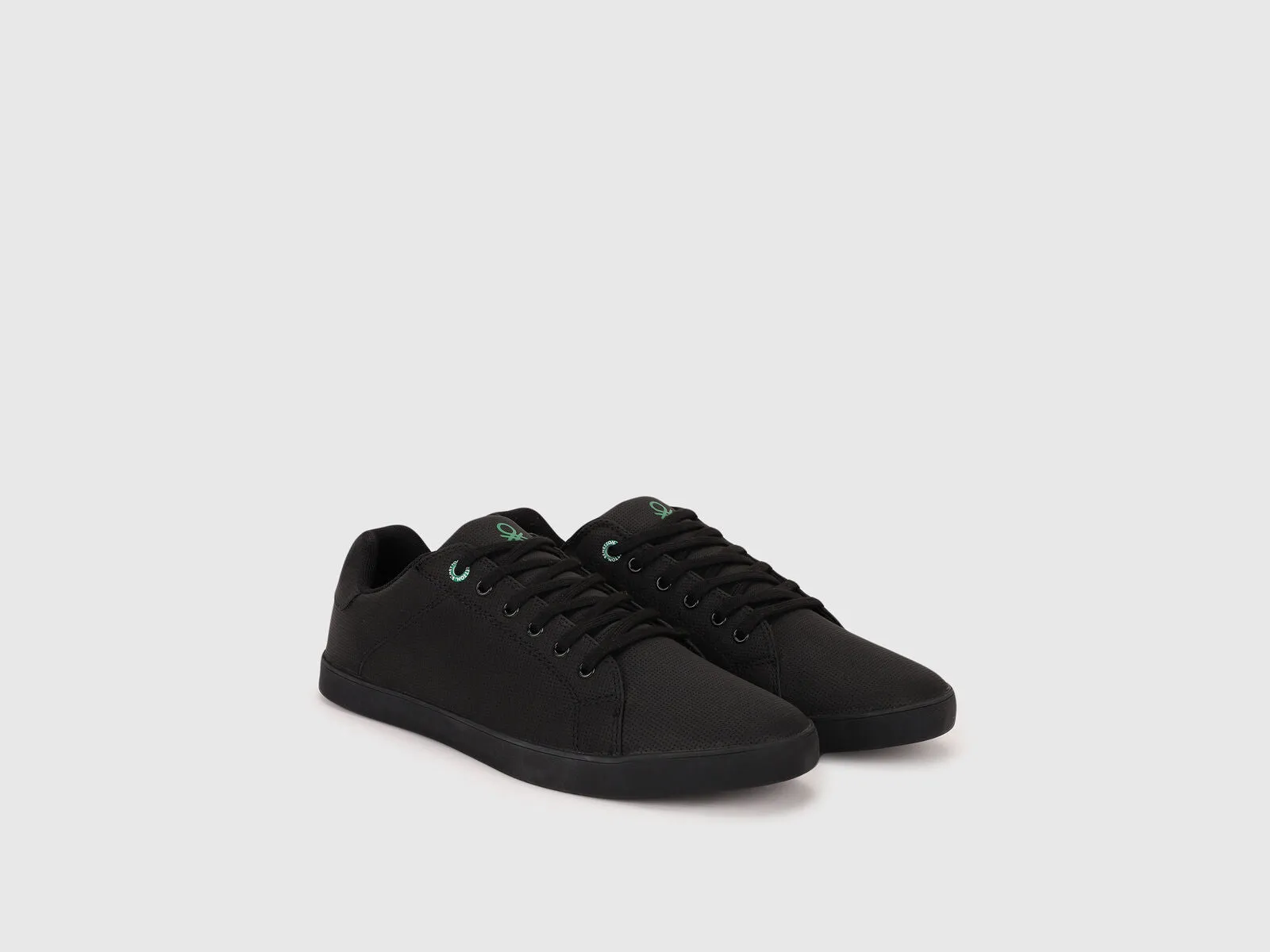 SOLID LACE-UP SNEAKERS