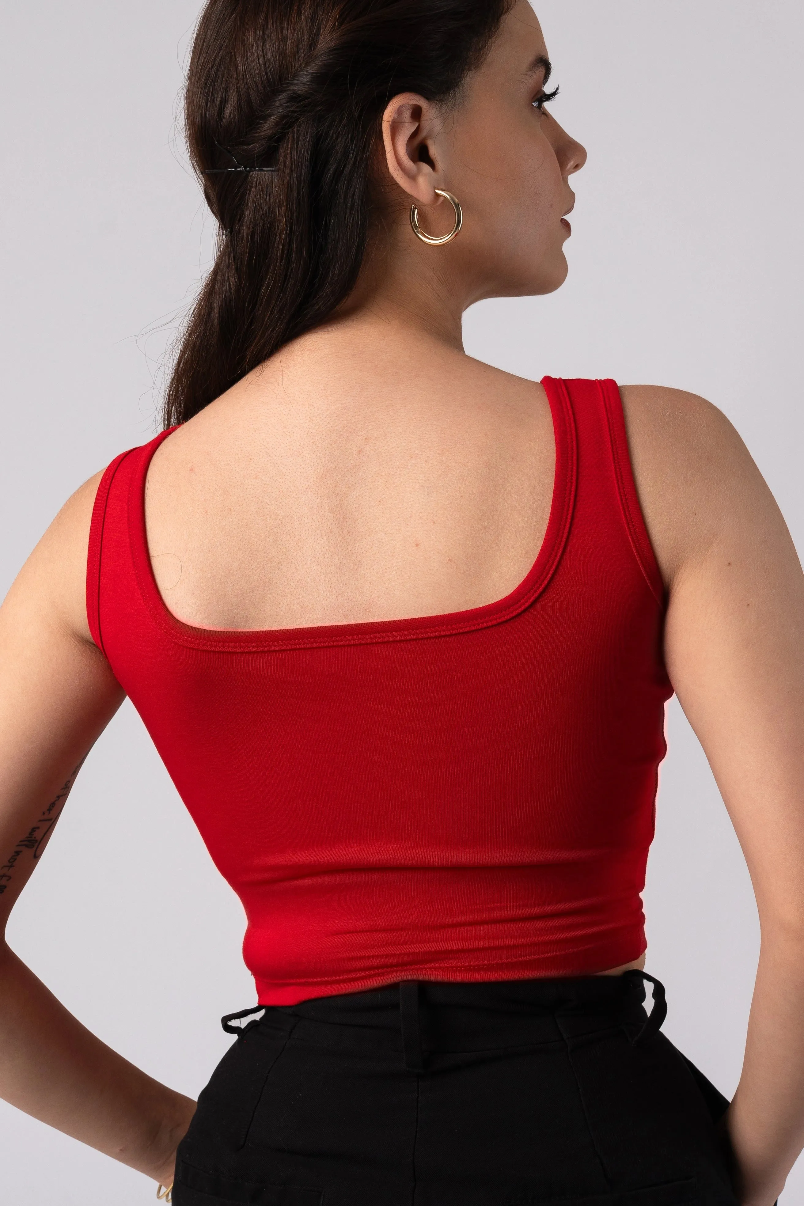 Turn Heads in a Trendy Crop Top