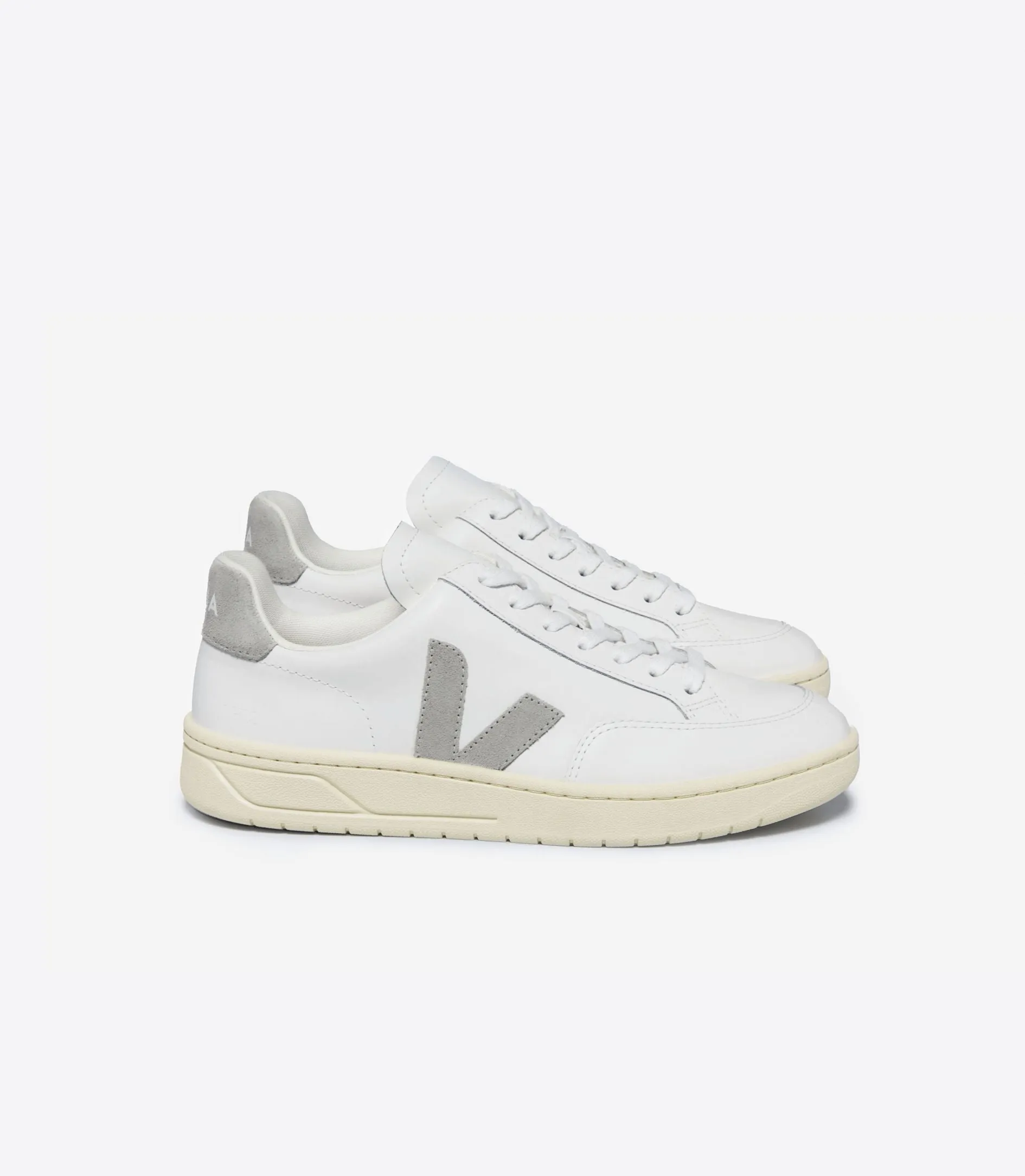 VEJA V-12 Leather Extra White Light-Grey